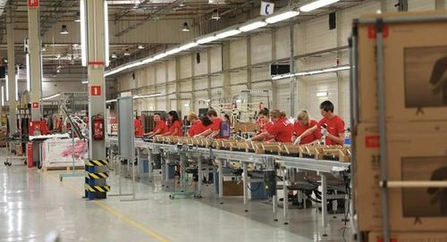 中国彩电巨头崛起全球，销量跃居世界第三的启示